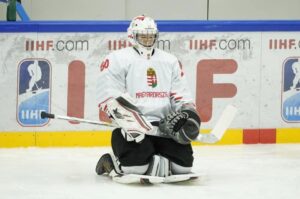 Kiraly-Oliver-300x199.jpg